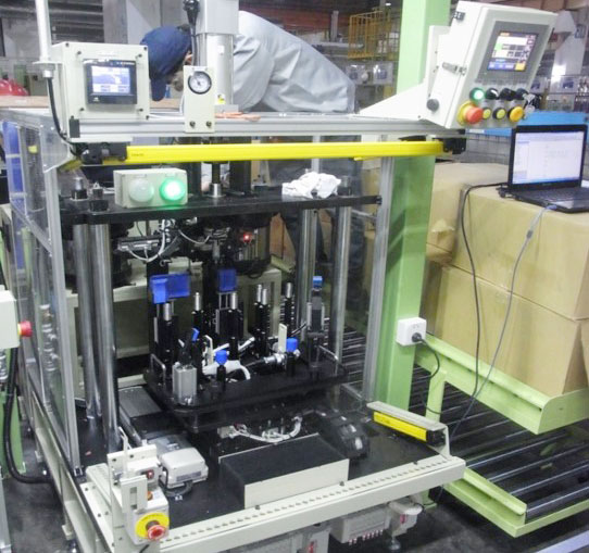 發動機進氣歧管套環壓入機